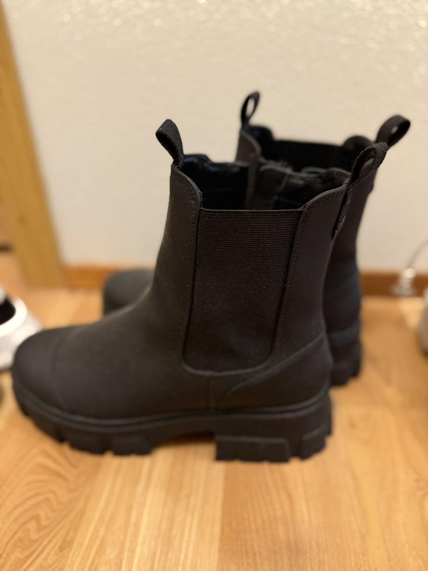Target Boots Size 8