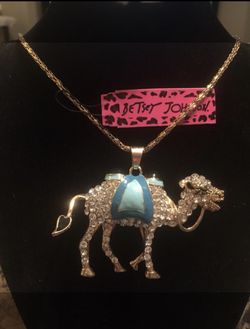 Betsey Johnson 3D camel necklace