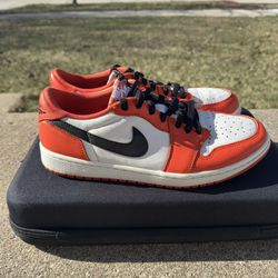 Air Jordan 1 Retro Low OG 'Starfish