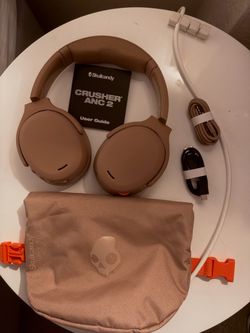 Skull Candy headphones