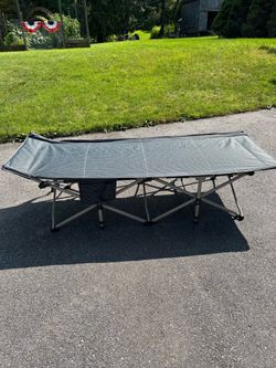Folding cot