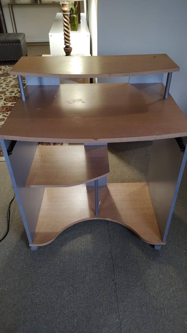 Computer Desk / Study Table