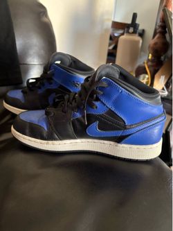 Mid Air Jordan 1