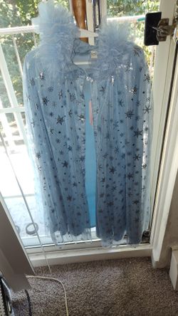 Girls ❄️ Snowflake ❄️ Sparkly Sequence Cloak and Hood