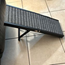 Adjustable Height Portable Pet Ramp *New