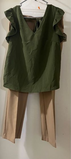 Woman’s shirt (M) w /NEW pants (10)