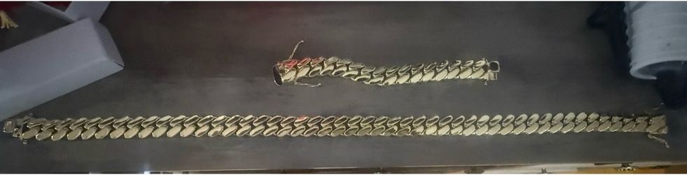 Gold plated Cuban link chain & bracelet