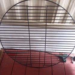 LIKE NEW 27-IN TEFLON COATED GRILL