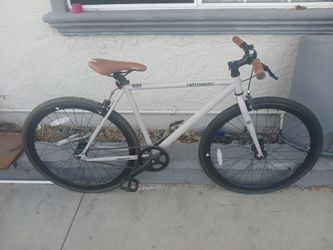Men's 700c retrospec Harper fixie bike
