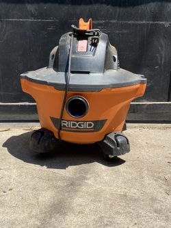 Orange shop vac vacuum