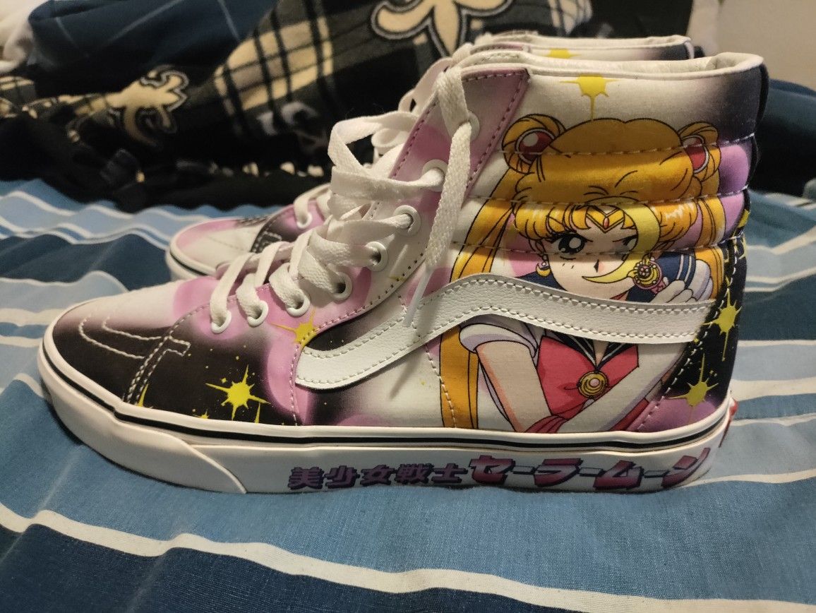 Vans X Sailor Moon SK8 Hi Mens size 10