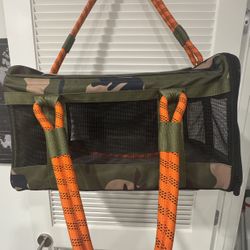 PET CARRIER