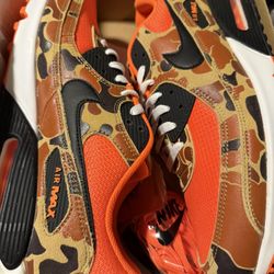 Unworn Mens Size 14 Nike Orange Duck Camo Air Max 90