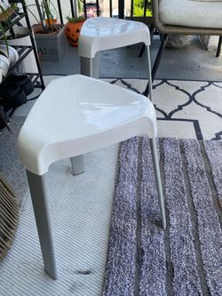 Set of 2 White Stools