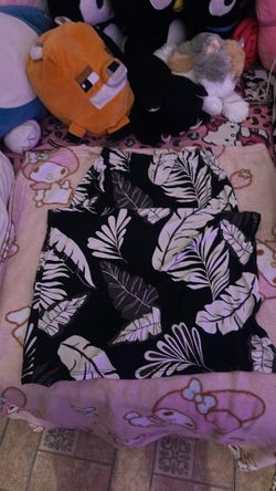 Long Flowe patterned forever 21 skirt