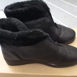Black  Faux Fur Boots