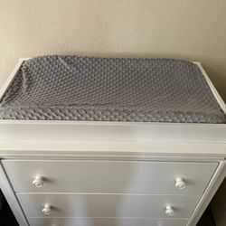 Changing Table Attachment