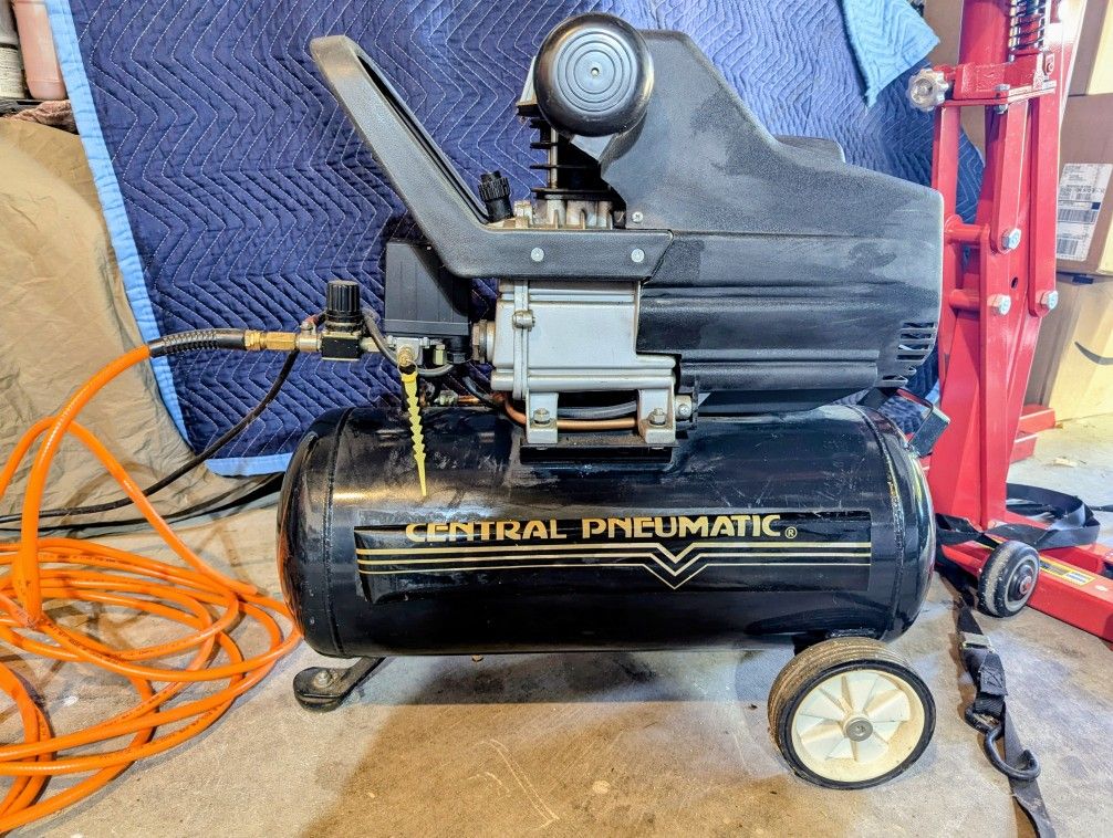 Air Compressor 8gal Tank 2hp