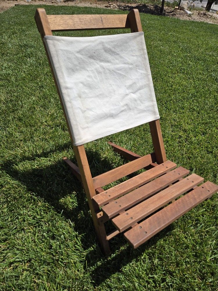 Foldable Wooden Beach Chair
