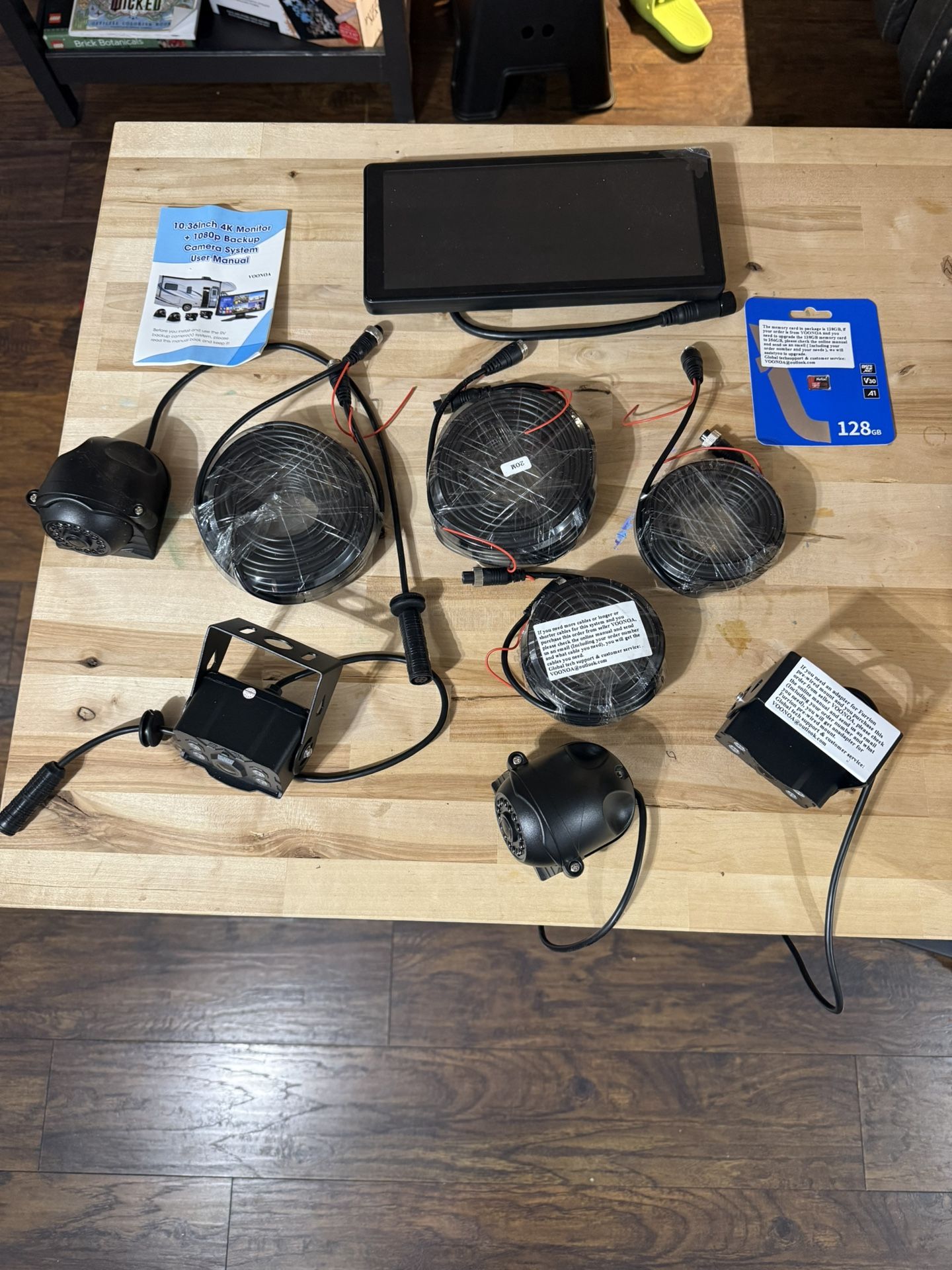 10.3 Truck Mobile Camera System