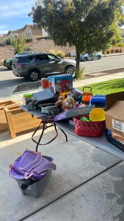 FONTANA YARD SALE