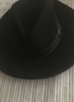 Black hipster hat