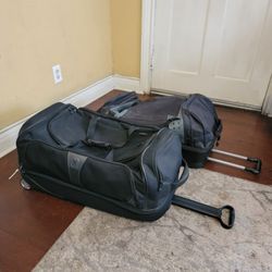 Tumi T Tech 30" Large Wheeled Split Duffle Rolling Bag & Ful Rig 30" Rolling Duffle Bag Travel Luggages On Wheels 