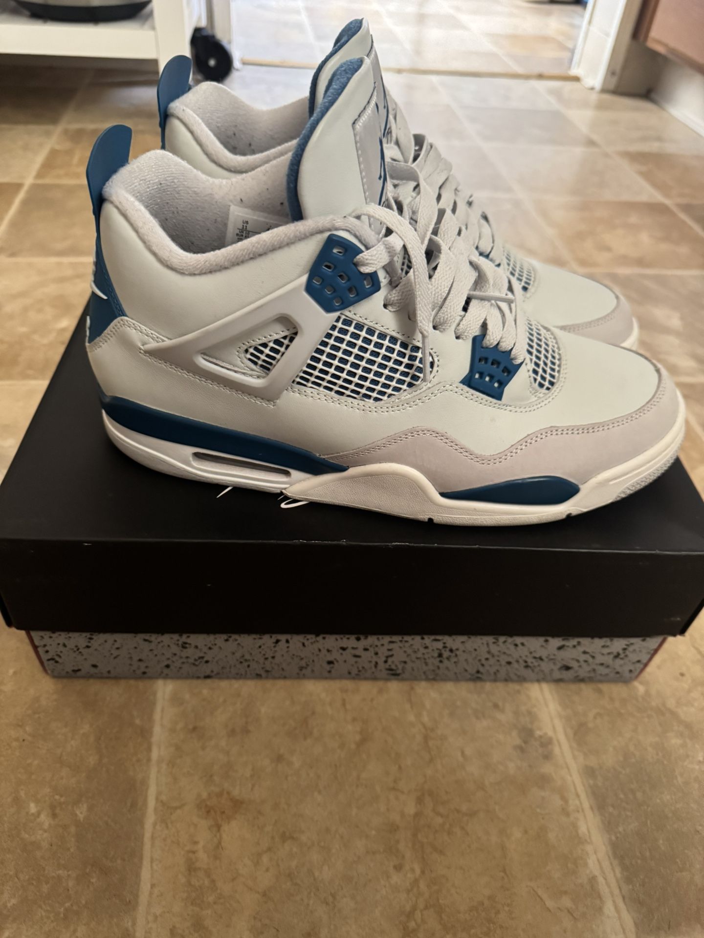 Jordan 4s Military Blue Size 11