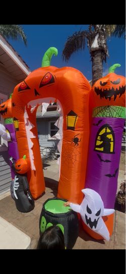 10 ft pumpkin archway