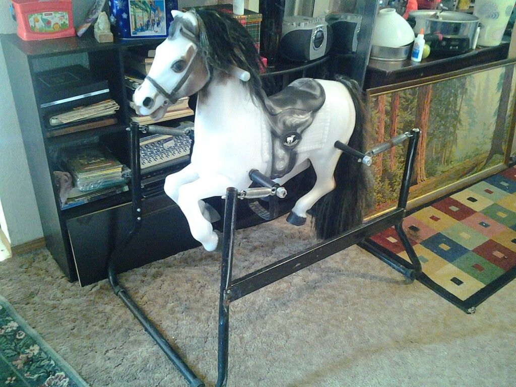 VINTAGE HEDSTROM WIND DANCER SPRING ROCKING HORSE
