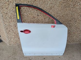 2017-21 Mazda CX-5 Right Front Door