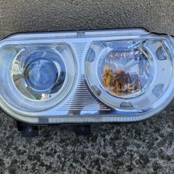 08 09 10 11 12 13 14 2008 2009 2010 2011 2012 2013 2014 DODGE CHALLENGER RIGHT PASSENGER HID XENON HEADLIGHT OEM