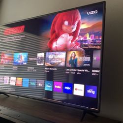 60 Inches Smart Tv 4k VIZO Like New!! $250