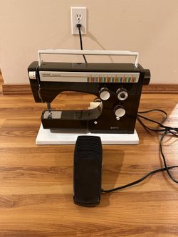 Viking Husqvarna 6440 Sewing Machine 