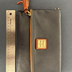 Dooney & Bourke 1975 Pebble Grain Leather Foldover Zip Crossbody Clutch Bag