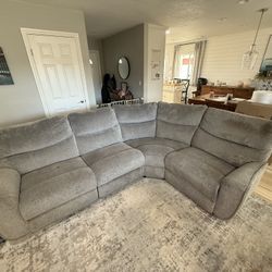Reclining Sectional Sofa