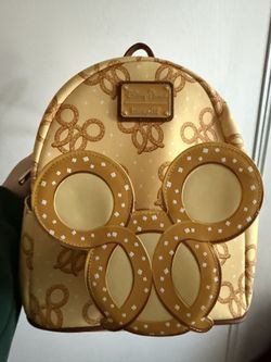 Loungefly Pretzel