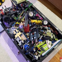 Loose Lego and Technic - 70 Pounds