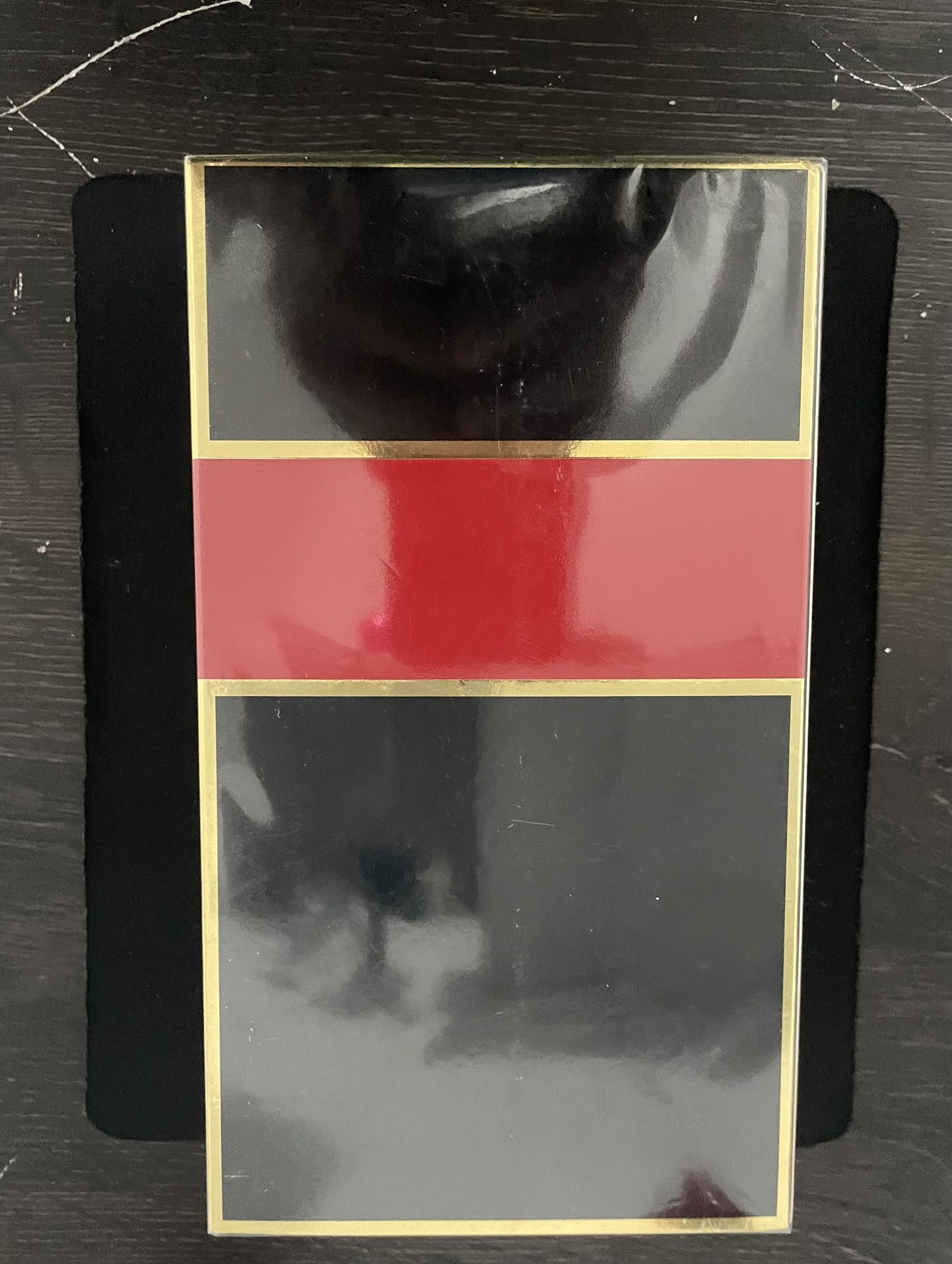 a Carolina Herrera Very Good Girl Eau de Parfum in the 80 ml (2.7 fl oz) size.