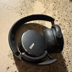 AKG Y500 Foldable On-Ear Wireless Bluetooth Headphones - Black