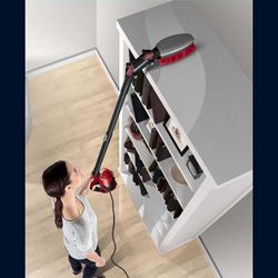 Bagless Dirt Devil 360 Reach Vacuum Cleaner