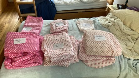 Assorted Pottery Barn Sheets And Pillow Cases