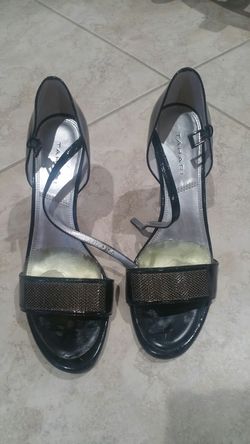 Tahari high heels