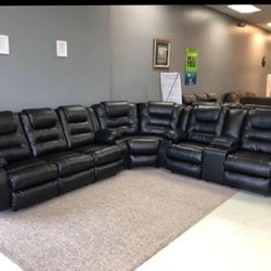 Reclining Sectional In Stock For Immidiate Delivery 