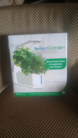 AeroGarden Sprout In-Home Garden System