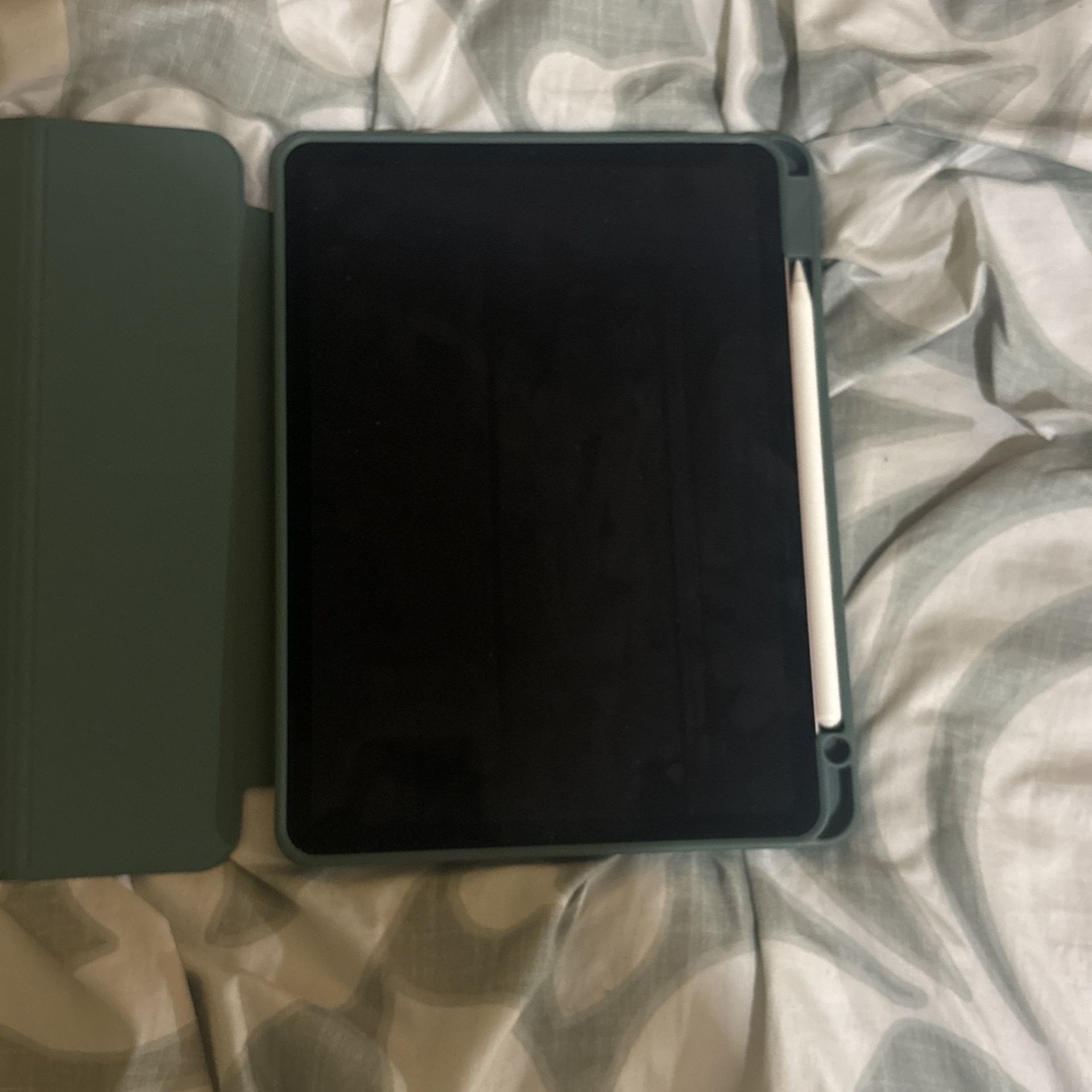 iPad Air With Apple Pencil