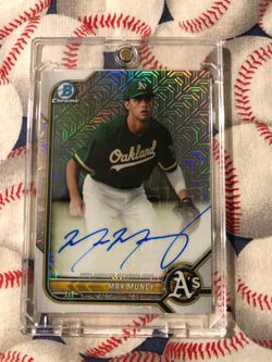 Max Muncy Auto Mojo Bowman Card