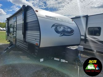 2022 Cherokee Grey Wolf 26DJSE