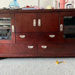 Wooden cabinet/TV Stand 
