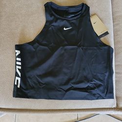 Nike Crop Top